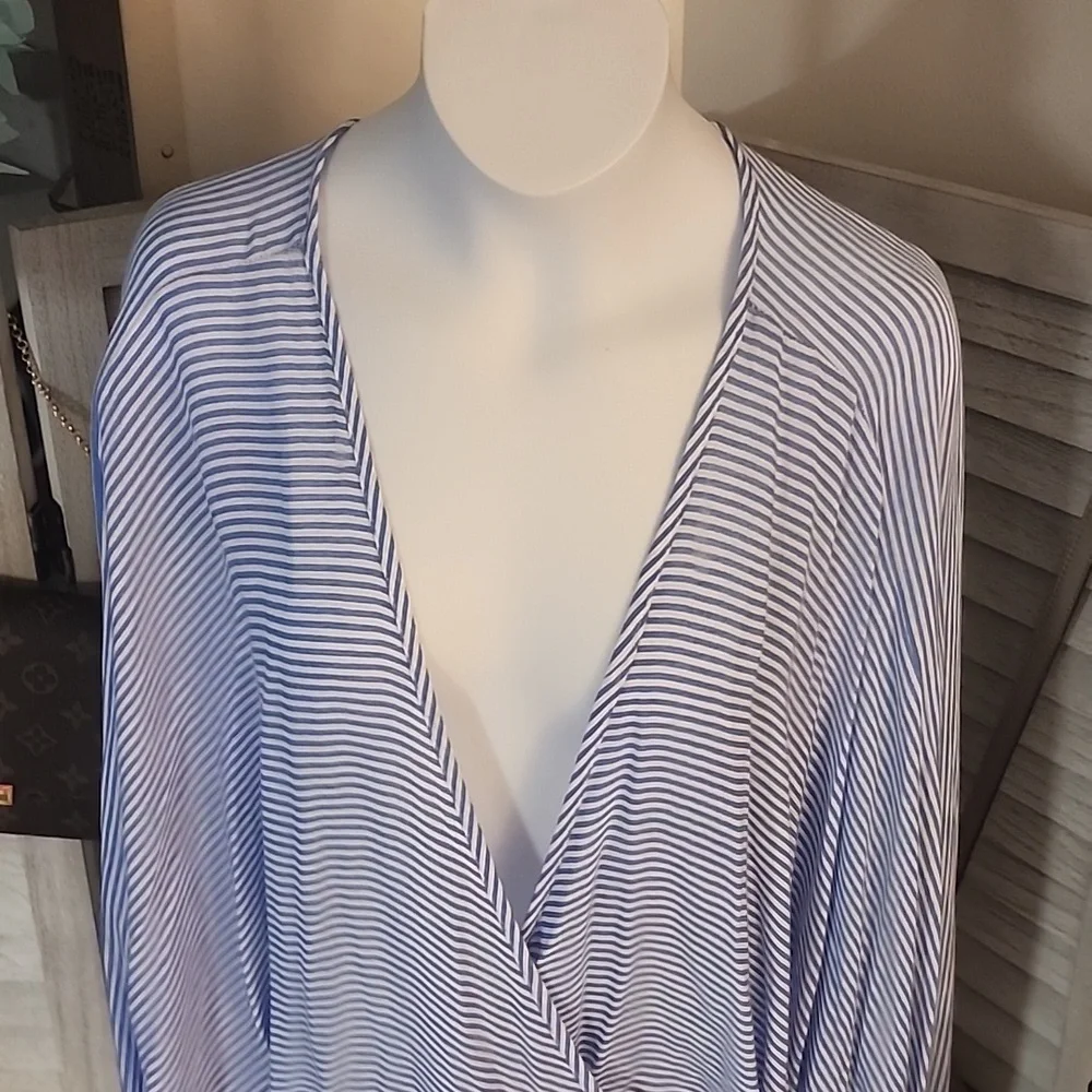 Audrey 3+1 brand blouse - Picture 8 of 10